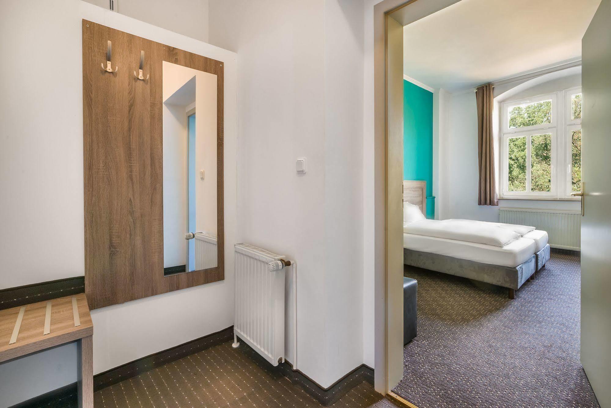 Hotel Am Bonhoefferplatz Dresde Extérieur photo